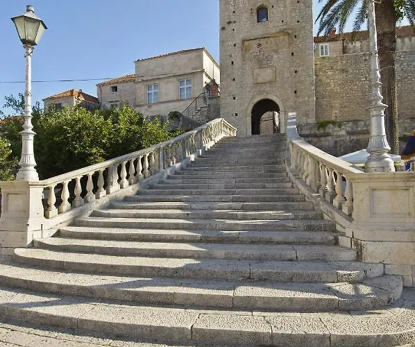 Nyaraló House In With Terrace, Air Conditioning, Wifi 3709-2 Žrnovo