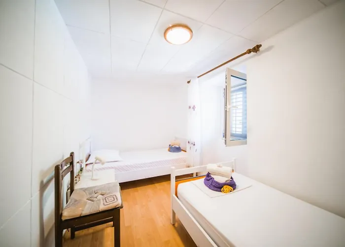 House In With Terrace, Air Conditioning, Wifi 3709-2 Nyaraló