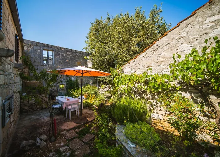 House In With Terrace, Air Conditioning, Wifi 3709-2 Nyaraló *