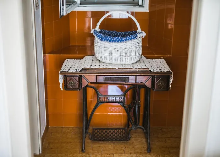 House In With Terrace, Air Conditioning, Wifi 3709-2 Nyaraló Žrnovo